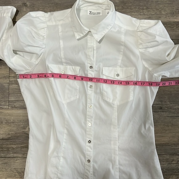 New York & Company white, puffy shoulder white button-down, size Medium tall - Picture 2 of 5